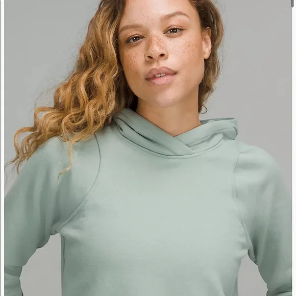 💙LULULEMON LOUNGEFUL CROPPED HOODIE/JACKET-SILVER BLUE-14💙 - Picture 6 of 13